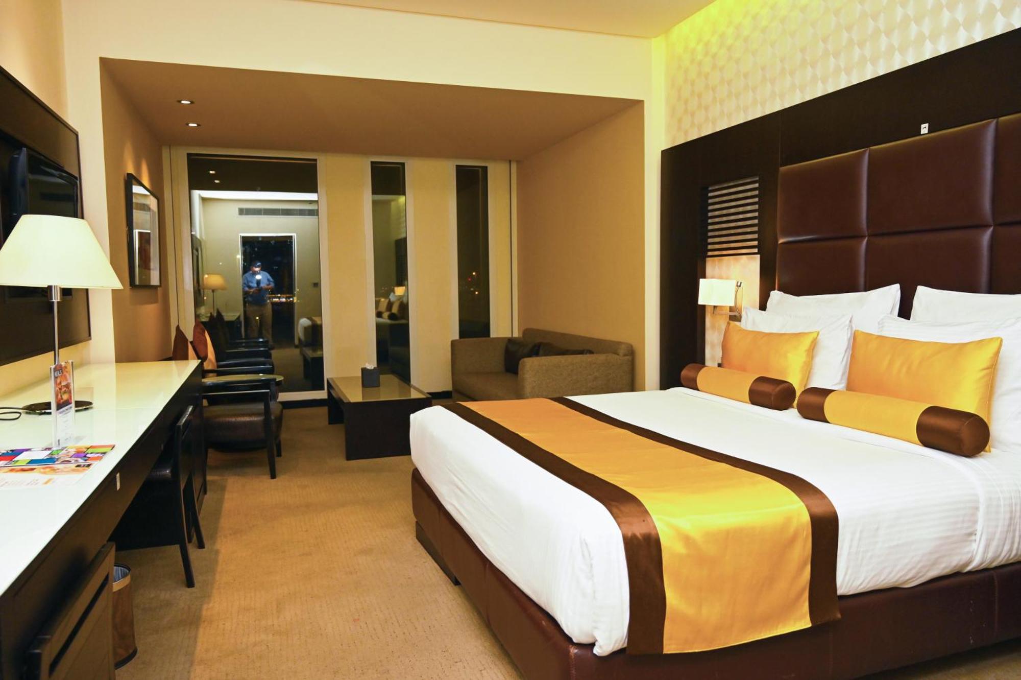 Hues Boutique Hotel Dubaj Zewnętrze zdjęcie